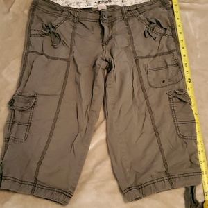 Army green Arizona Capris